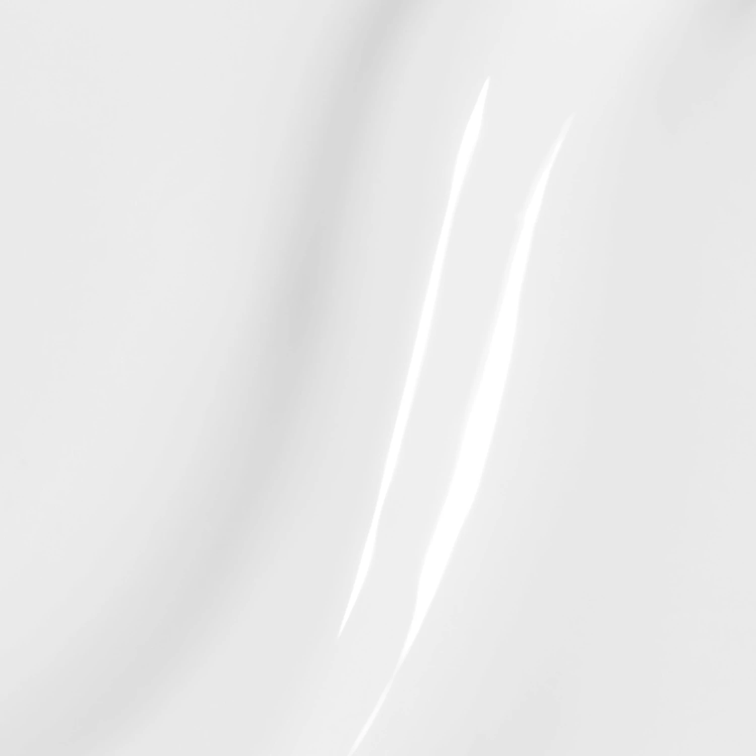 OPI Infinite Shine Alpine Snow™ 15ml 6 OPI Infinite Shine Alpine Snow™ 15ml - Image 4