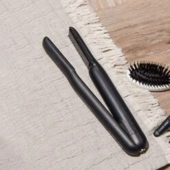 CLOUD NINE The Original Cordless Iron -Goldwell Shop CLOUDNINETheOriginalCordlessIron3 5eb7c629 fc23 41d3 b874 a89f067c26b8