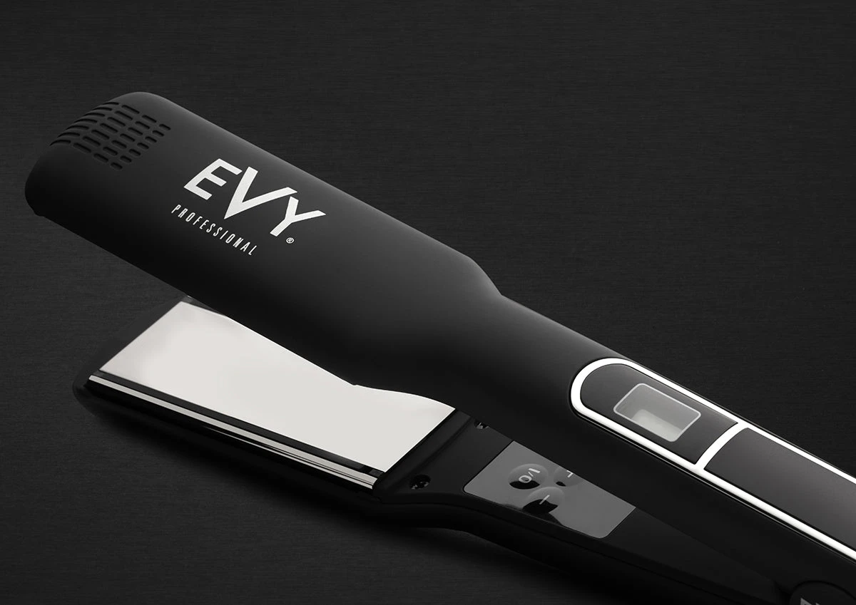 EVY Professional IQ-OneGlide 1.5" Hair Straightener 5 EVY Professional IQ-OneGlide 1.5" Hair Straightener - Image 3