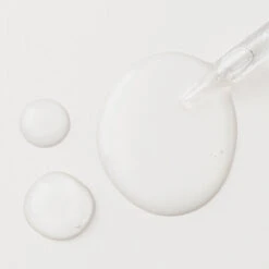 AG Care Ultradynamics Extra-Firm Finishing Spray 284g -Goldwell Shop ag care ultradynamics extra firm finishing spray 284g 3